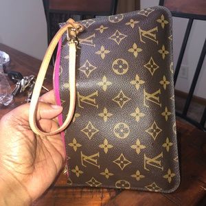 Authentic Louis Vuitton Pouch. Pink inside